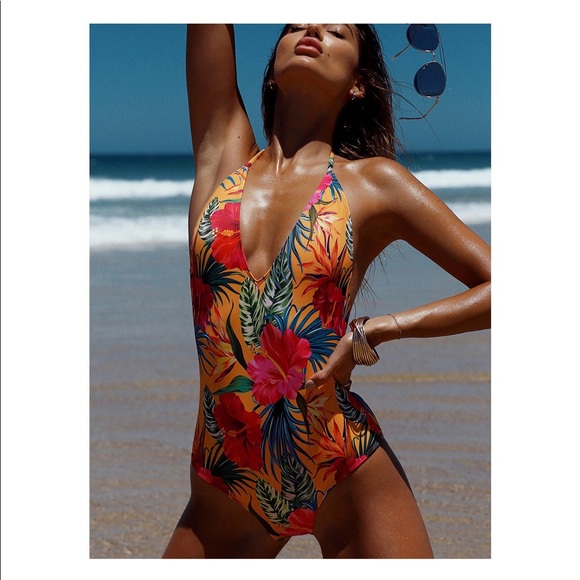 Dahilah Tropical Floral One Piece - Picture 3 of 5